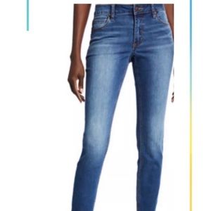 Classic Skinny Rayon Denim TAHARI Jeans NWT